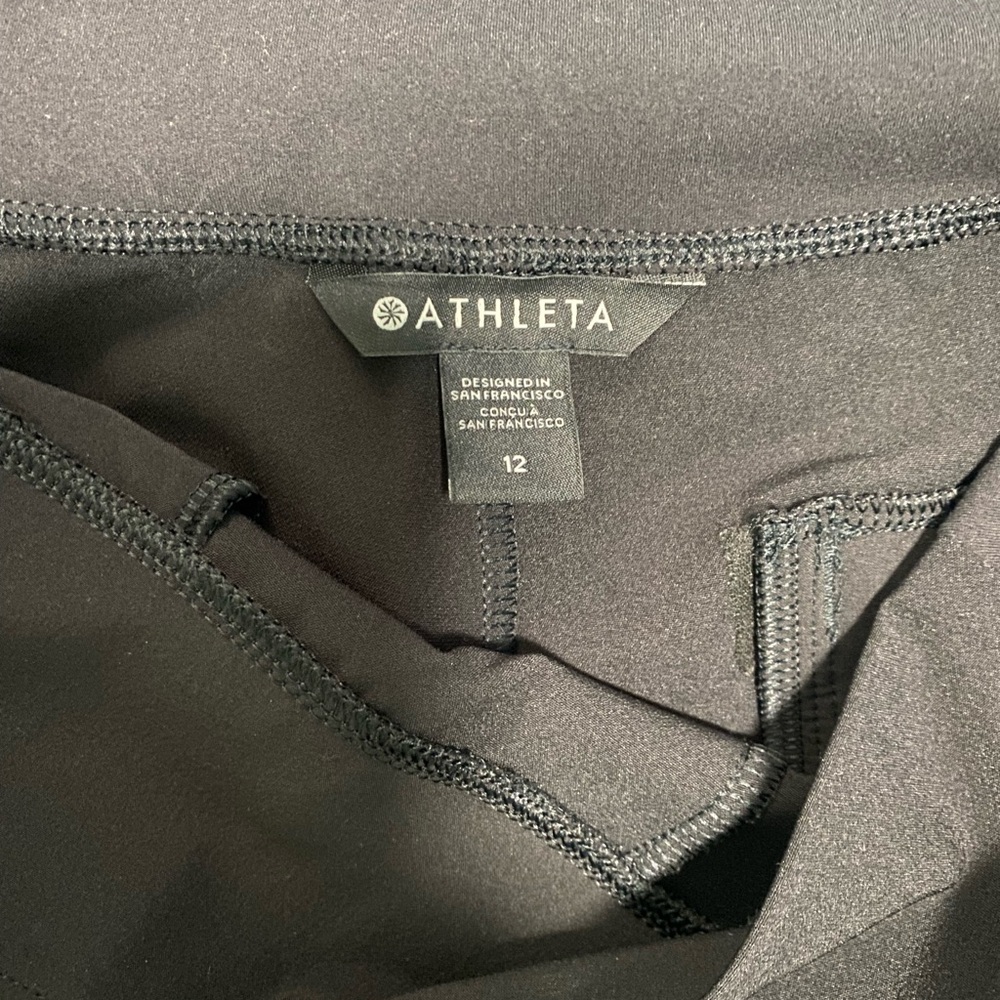Athleta high rise pant, bought new in summer and hardly worn.